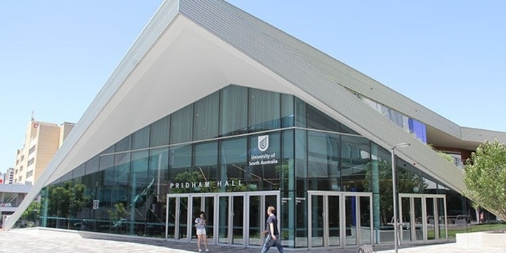Unisa